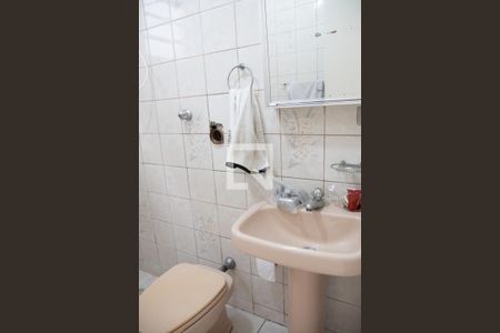 Casa para alugar com 100m², 2 quartos e 2 vagas Casa para alugar com 100m², 2 quartos e 2 vagasBanheiro 2