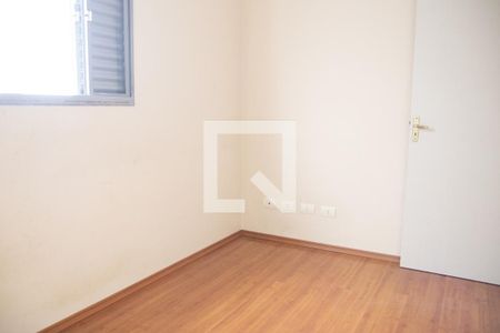 Casa para alugar com 100m², 2 quartos e 2 vagas Casa para alugar com 100m², 2 quartos e 2 vagasQuarto 1