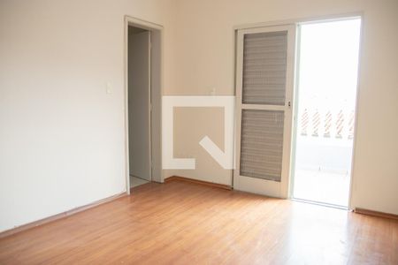 Casa para alugar com 100m², 2 quartos e 2 vagas Casa para alugar com 100m², 2 quartos e 2 vagasQuarto 2