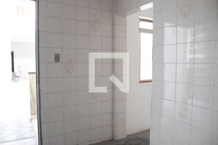 Casa para alugar com 100m², 2 quartos e 2 vagas Casa para alugar com 100m², 2 quartos e 2 vagasÁrea de Serviço 3