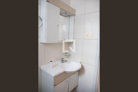 Casa para alugar com 100m², 2 quartos e 2 vagas Casa para alugar com 100m², 2 quartos e 2 vagasBanheiro do Quarto 2