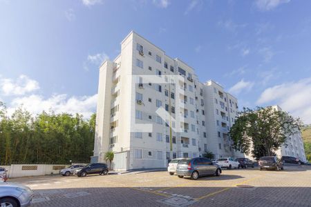 Apartamento à venda com 49m², 2 quartos e 1 vaga Apartamento à venda com 49m², 2 quartos e 1 vagaFachada