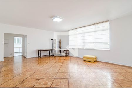 Apartamento à venda com 160m², 3 quartos e 1 vagaSala