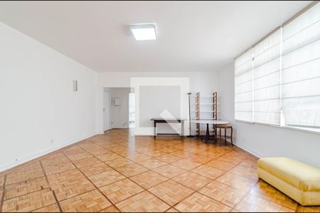 Apartamento à venda com 160m², 3 quartos e 1 vagaSala