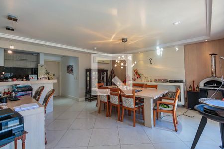 Sala de casa de condomínio à venda com 5 quartos, 375m² em Jardim Carvalho, Porto Alegre