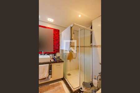 Casa de condomínio à venda com 375m², 5 quartos e 4 vagasBanheiro da Suíte 2