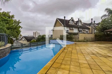 Casa de condomínio à venda com 375m², 5 quartos e 4 vagasÁrea comum - Piscina