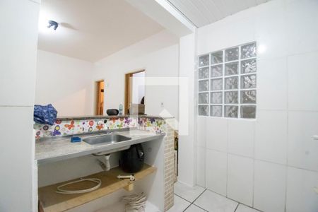 Cozinha de apartamento para alugar com 1 quarto, 38m² em Menino Deus, Porto Alegre