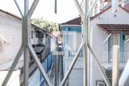 Apartamento à venda com 90m², 2 quartos e sem vagaVista
