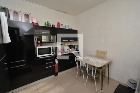 Apartamento à venda com 68m², 2 quartos e 1 vagaCozinha