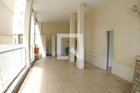 Apartamento para alugar com 69m², 2 quartos e 1 vagaÁrea comum