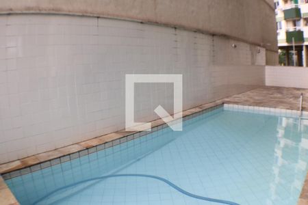 Apartamento para alugar com 69m², 2 quartos e 1 vagaÁrea comum - Piscina