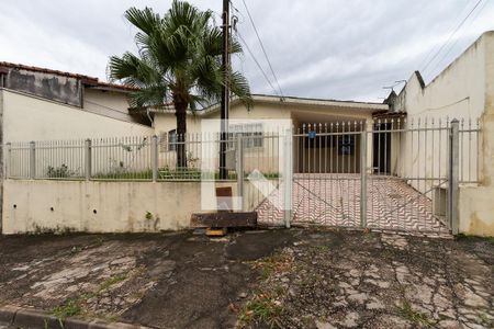 Casa à venda com 180m², 5 quartos e 3 vagasFachada