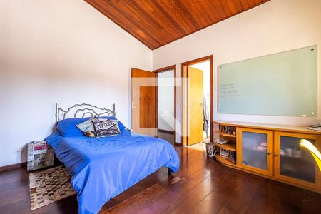 Casa à venda com 630m², 4 quartos e 6 vagas Casa à venda com 630m², 4 quartos e 6 vagasSuíte 2