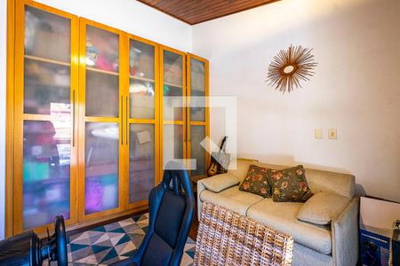 Casa à venda com 630m², 4 quartos e 6 vagas Casa à venda com 630m², 4 quartos e 6 vagasSuíte 3