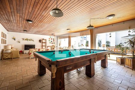 Casa à venda com 630m², 4 quartos e 6 vagas Casa à venda com 630m², 4 quartos e 6 vagasSala 3