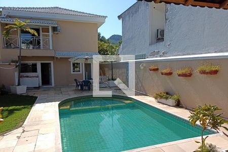 Piscina de casa de condomínio à venda com 4 quartos, 650m² em Jacarepaguá, Rio de Janeiro