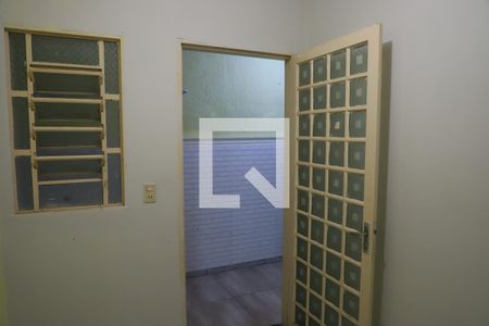 Casa à venda com 150m², 3 quartos e 1 vaga Casa à venda com 150m², 3 quartos e 1 vagaQuarto 2