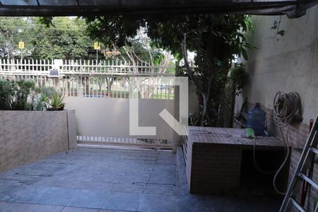 Casa à venda com 150m², 3 quartos e 1 vaga Casa à venda com 150m², 3 quartos e 1 vagaGaragem