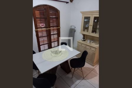 Casa à venda com 120m², 3 quartos e 2 vagas