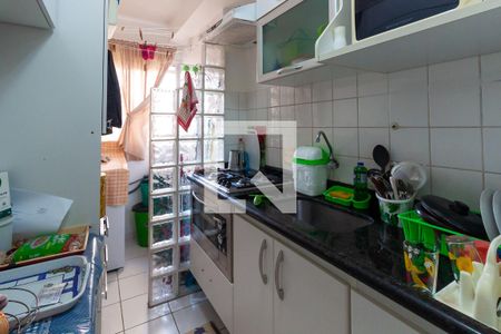 Cozinha de apartamento para alugar com 2 quartos, 50m² em Jardim Pinheiros, São Paulo