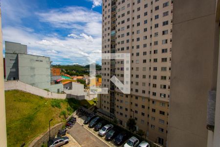 Vista da sala de apartamento para alugar com 2 quartos, 37m² em Parque São Vicente, Mauá