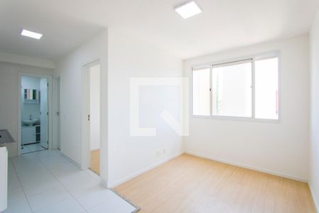 Sala de apartamento para alugar com 2 quartos, 37m² em Parque São Vicente, Mauá