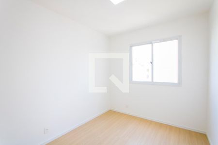 Quarto 1 de apartamento para alugar com 2 quartos, 37m² em Parque São Vicente, Mauá
