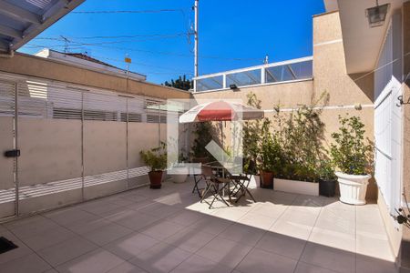 Casa para alugar com 120m², 3 quartos e 2 vagasQuintal