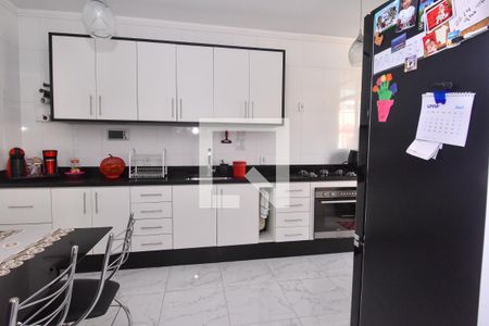 Casa para alugar com 120m², 3 quartos e 2 vagasCozinha