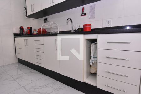 Casa para alugar com 120m², 3 quartos e 2 vagasCozinha - Armários