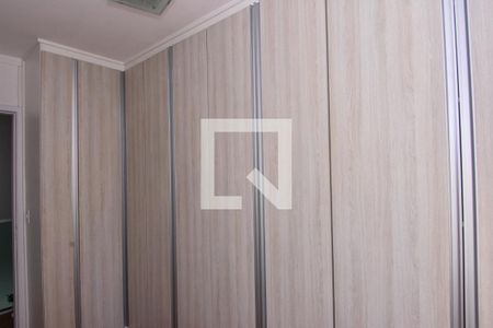 Casa para alugar com 120m², 3 quartos e 2 vagasQuarto 2 - Armários