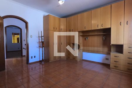 Casa à venda com 120m², 4 quartos e 1 vagaSuíte