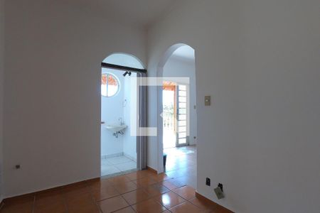 Sala de casa à venda com 4 quartos, 120m² em Vila Santa Maria, Guarulhos