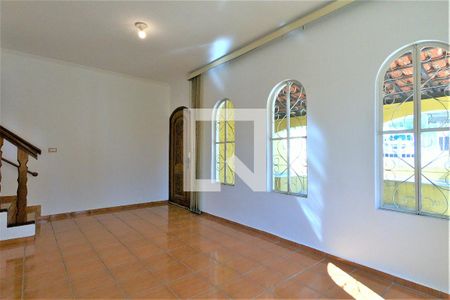 Sala de casa à venda com 4 quartos, 120m² em Vila Santa Maria, Guarulhos
