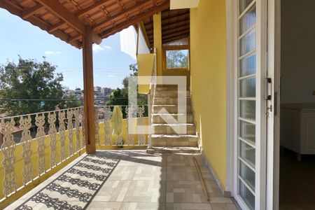 Casa à venda com 120m², 4 quartos e 1 vagaÁrea Externa