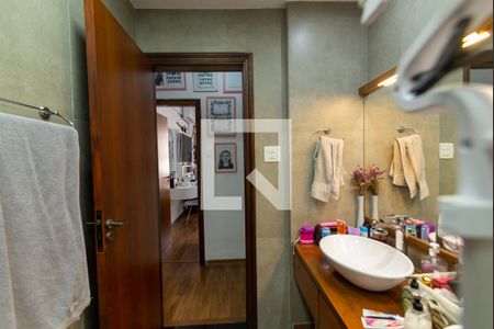 Apartamento à venda com 138m², 3 quartos e sem vagaBanheiro 1