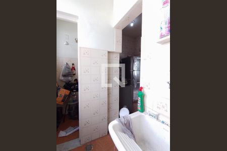 Apartamento à venda com 75m², 2 quartos e 1 vagaÁrea de Serviço