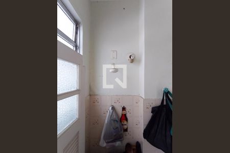Apartamento à venda com 75m², 2 quartos e 1 vagaBanheiro de Serviço