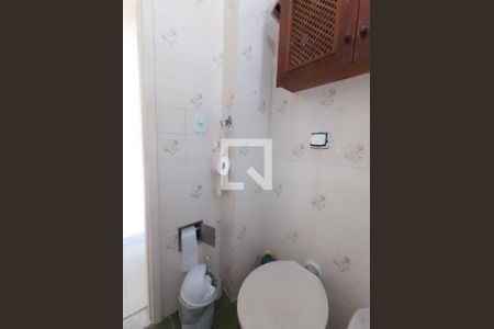 Apartamento à venda com 75m², 2 quartos e 1 vagaBanheiro Social