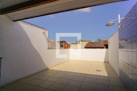 Casa de condomínio para alugar com 210m², 3 quartos e 1 vaga Casa de condomínio para alugar com 210m², 3 quartos e 1 vagaCobertura/Área de Serviço