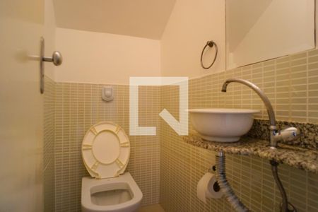 Lavabo de casa de condomínio para alugar com 3 quartos, 210m² em Recreio dos Bandeirantes, Rio de Janeiro