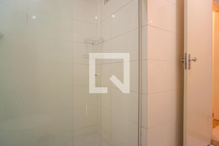 Casa de condomínio para alugar com 210m², 3 quartos e 1 vaga Casa de condomínio para alugar com 210m², 3 quartos e 1 vagaBanheiro da Suíte 1