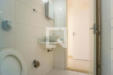 Casa de condomínio para alugar com 210m², 3 quartos e 1 vaga Casa de condomínio para alugar com 210m², 3 quartos e 1 vagaBanheiro da Suíte 3