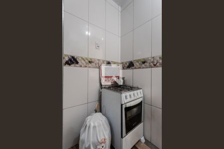 Cozinha e Área de Serviço de apartamento para alugar com 2 quartos, 48m² em Rubem Berta, Porto Alegre