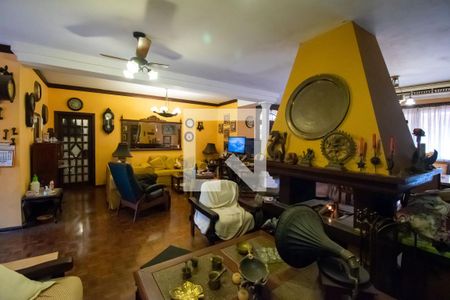 Sala de casa à venda com 6 quartos, 607m² em Vila Assunção, Porto Alegre