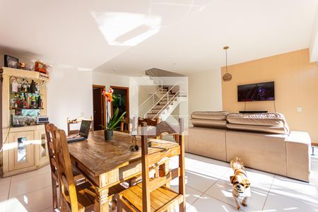 Casa para alugar com 3 quartos, 180m² em Vila Progresso, Niterói