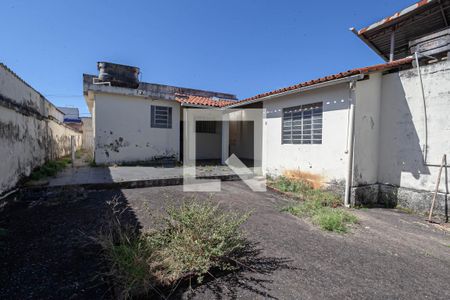 Casa à venda com 210m², 3 quartos e 3 vagasQuintal