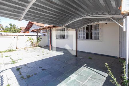 Casa à venda com 210m², 3 quartos e 3 vagasGaragem