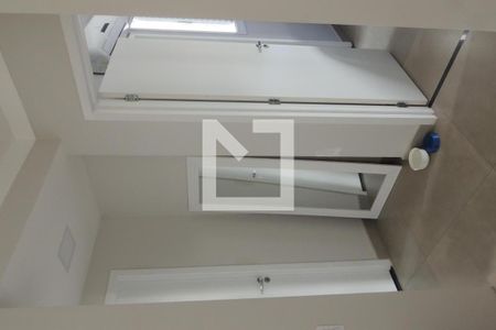 Corredor de apartamento à venda com 2 quartos, 57m² em Fazenda Santa Cândida, Campinas
